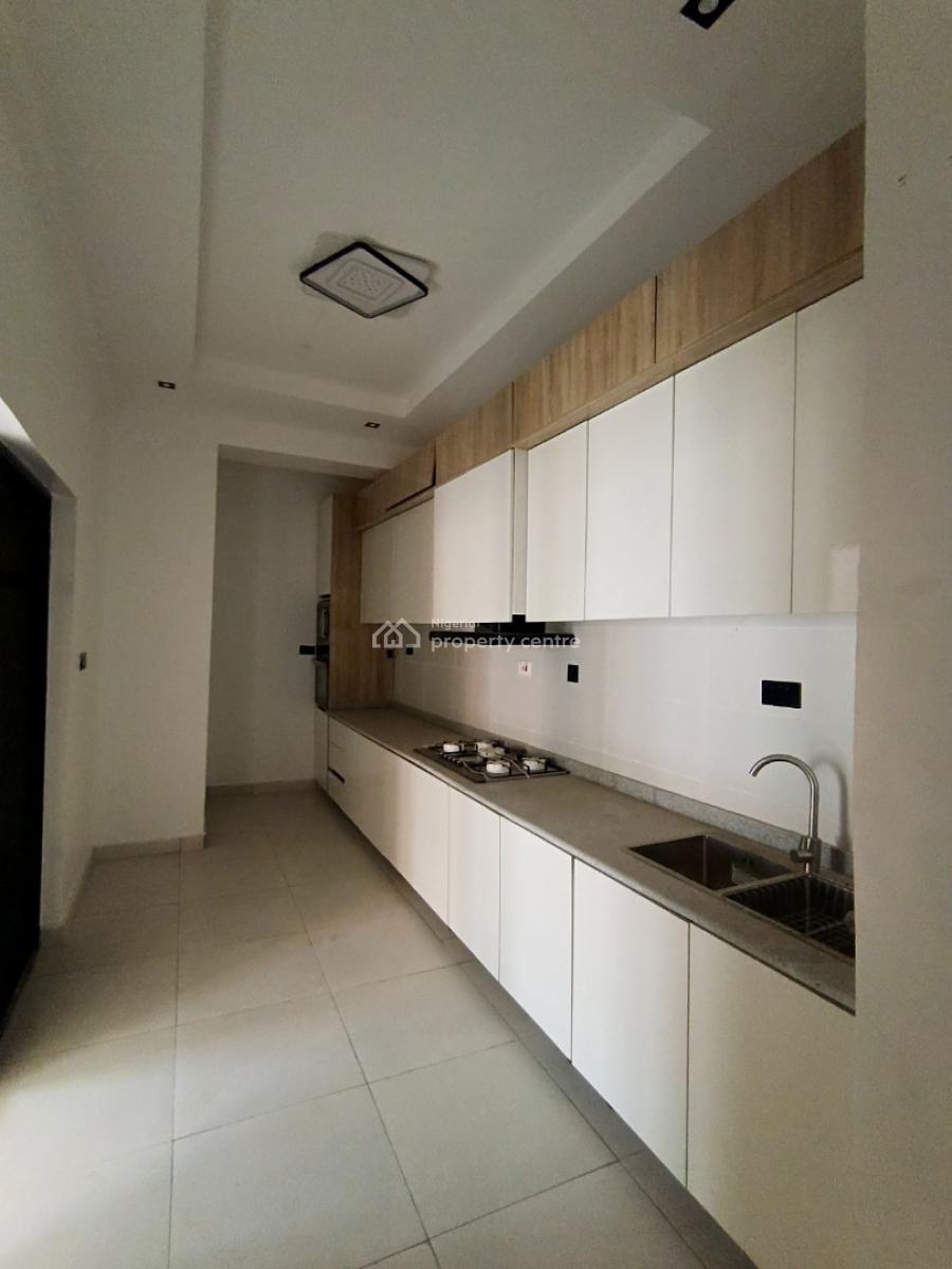 a 2 Bedroom Flat, Ologolo, Lekki, Lagos, Block of Flats for Sale