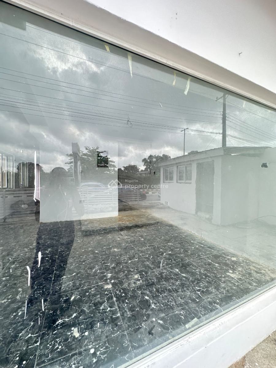 Massive Shop Spaces, Lekki Phase 1, Lekki, Lagos, Commercial Property for Rent