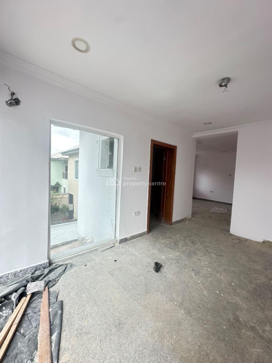 Massive Shop Spaces, Lekki Phase 1, Lekki, Lagos, Commercial Property for Rent