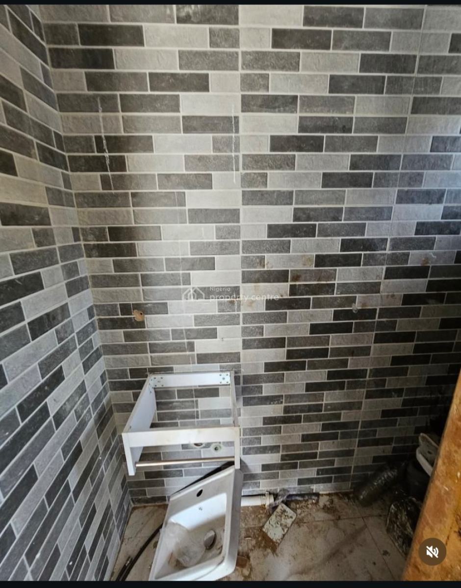 Nice and Spacious 4 Bedroom Semi Detached Duplex, Gbagada, Lagos, Semi-detached Duplex for Sale