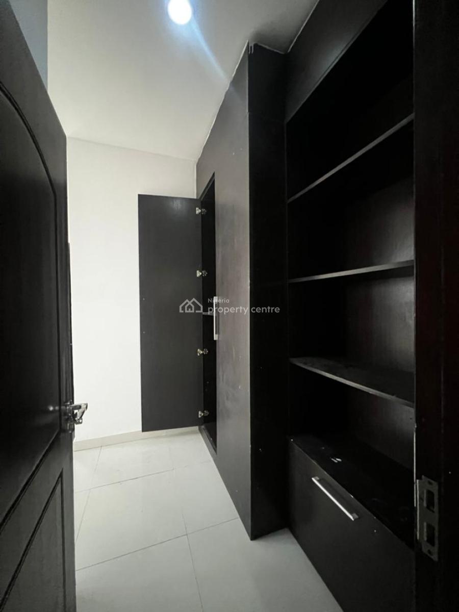 Fully Serviced 3 Bedroom Penthouse with a Bq, Lekki Phase 1, Lekki, Lagos, House for Rent