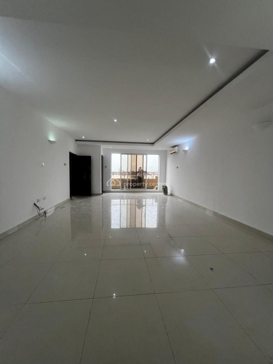 Fully Serviced 3 Bedroom Penthouse with a Bq, Lekki Phase 1, Lekki, Lagos, House for Rent