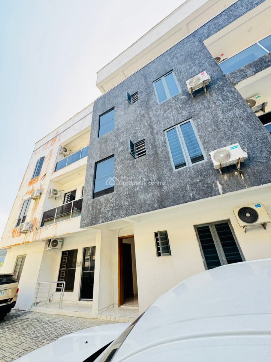 Lovely 2 Bedroom Apartment in a Secure Estate, Orchid, Lekki, Lagos, Flat / Apartment for Sale