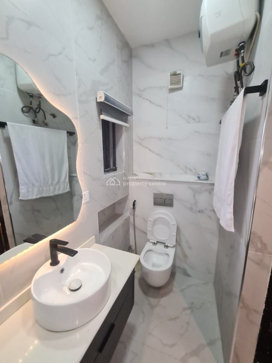 2 Bedroom Apartment, Lekki Phase 1, Lekki, Lagos, Flat / Apartment Short Let