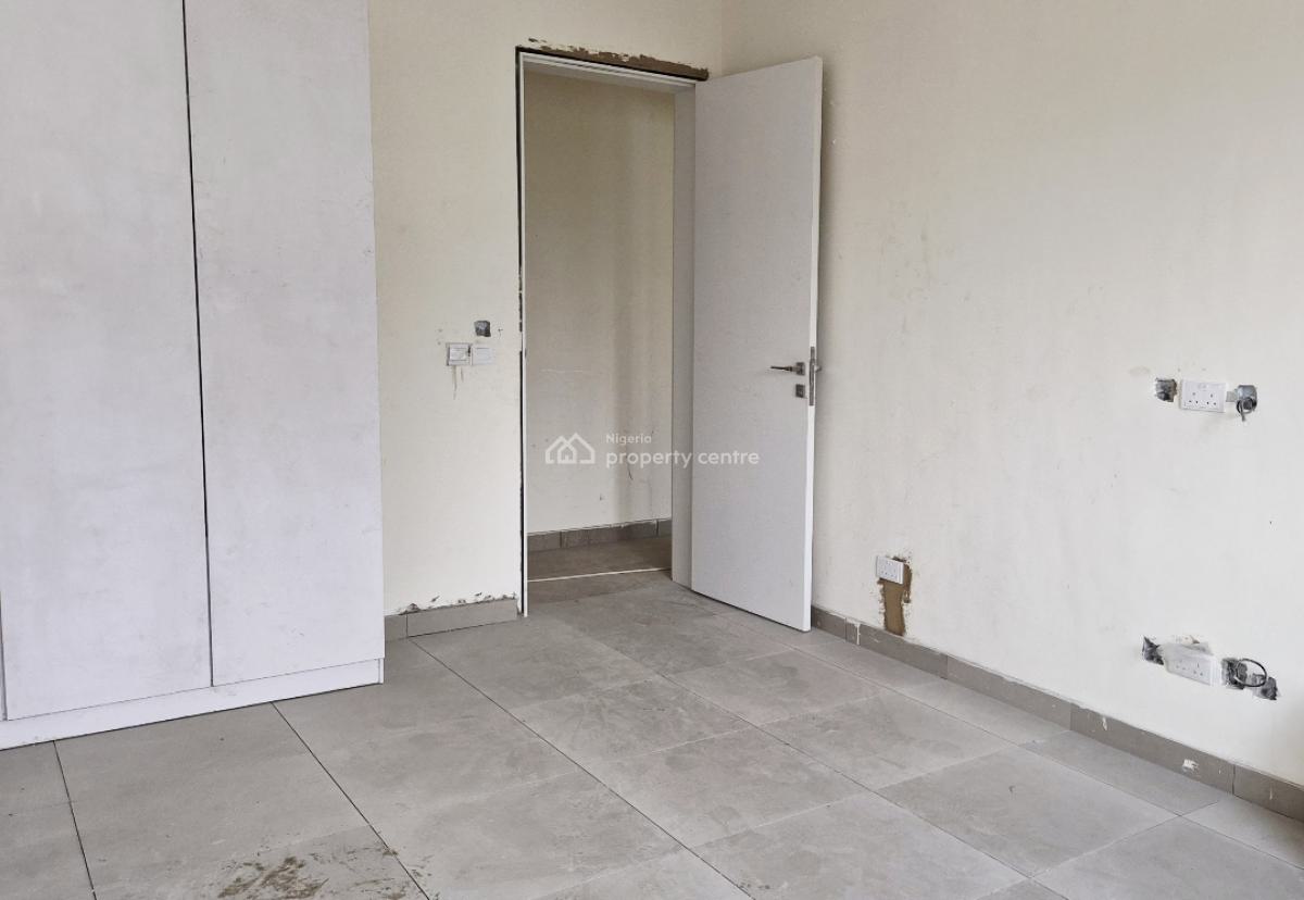 3-bedroom Flat with Fully Equipped Kitchen (microwave, Oven and Cooker, Victoria Island (vi), Lagos, Flat / Apartment for Sale