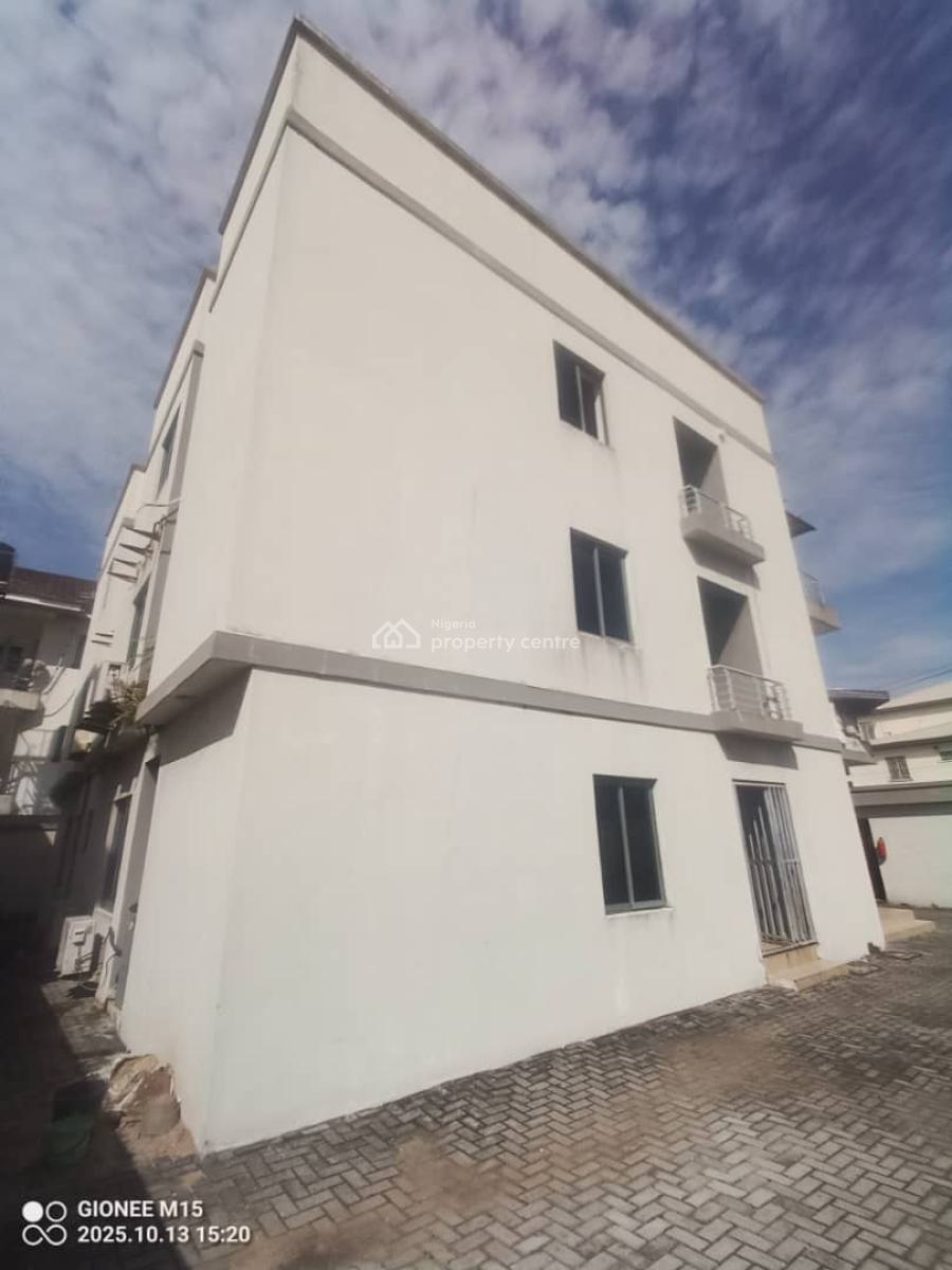 Self Service 3 Bedrooms Apartment with Bq with Fitted Kitchen, Lekki Phase 1, Lekki, Lagos, Flat / Apartment for Rent