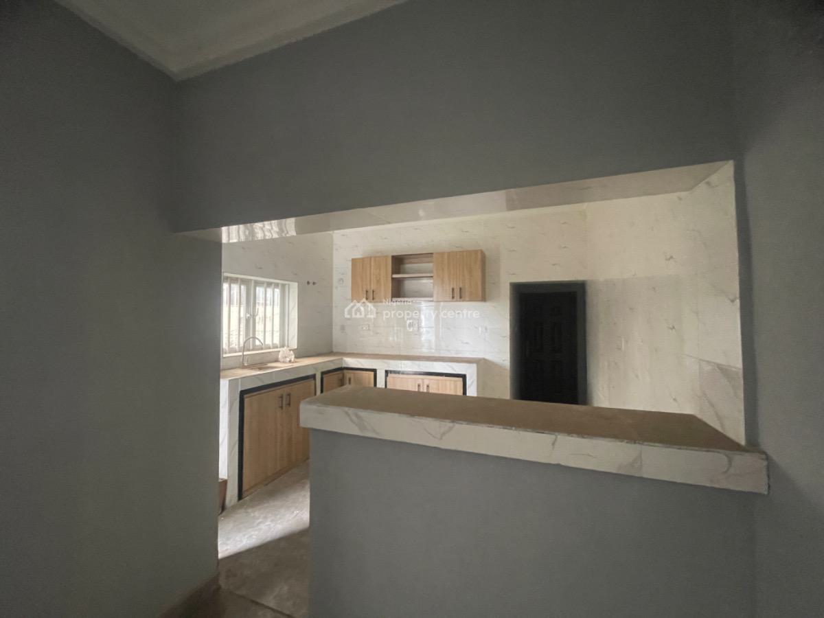 Luxury 9-flat Apartment Building in New Market Layout Estate, New Market Layout Egbu, Owerri North, Imo, Block of Flats for Sale