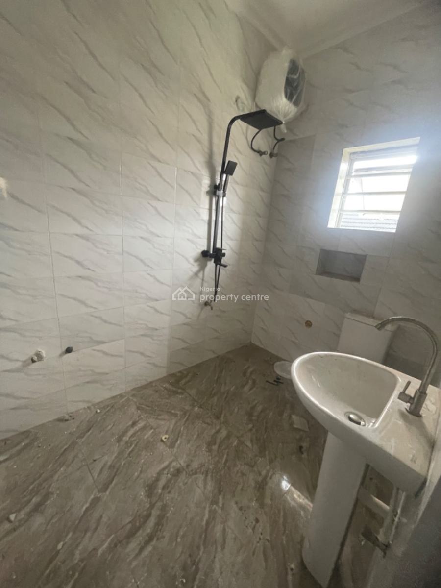 Luxury 9-flat Apartment Building in New Market Layout Estate, New Market Layout Egbu, Owerri North, Imo, Block of Flats for Sale