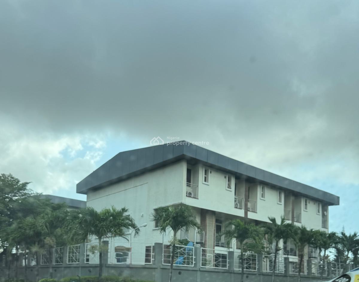 Fully Serviced Partly Furnished 4 Bedroom Terrace + Bq, Pool, Gym, Banana Island, Ikoyi, Lagos, Terraced Duplex for Rent