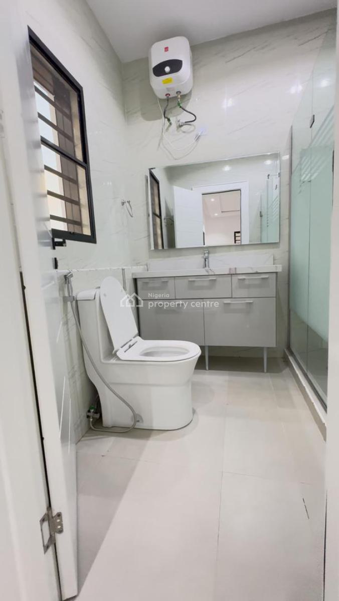 Luxury 4-bedroom Duplex with Bq in Prestigious Kolapo Ishola Gra, Kolapo Ishola,gra, Akobo, Ibadan, Oyo, Detached Duplex for Sale