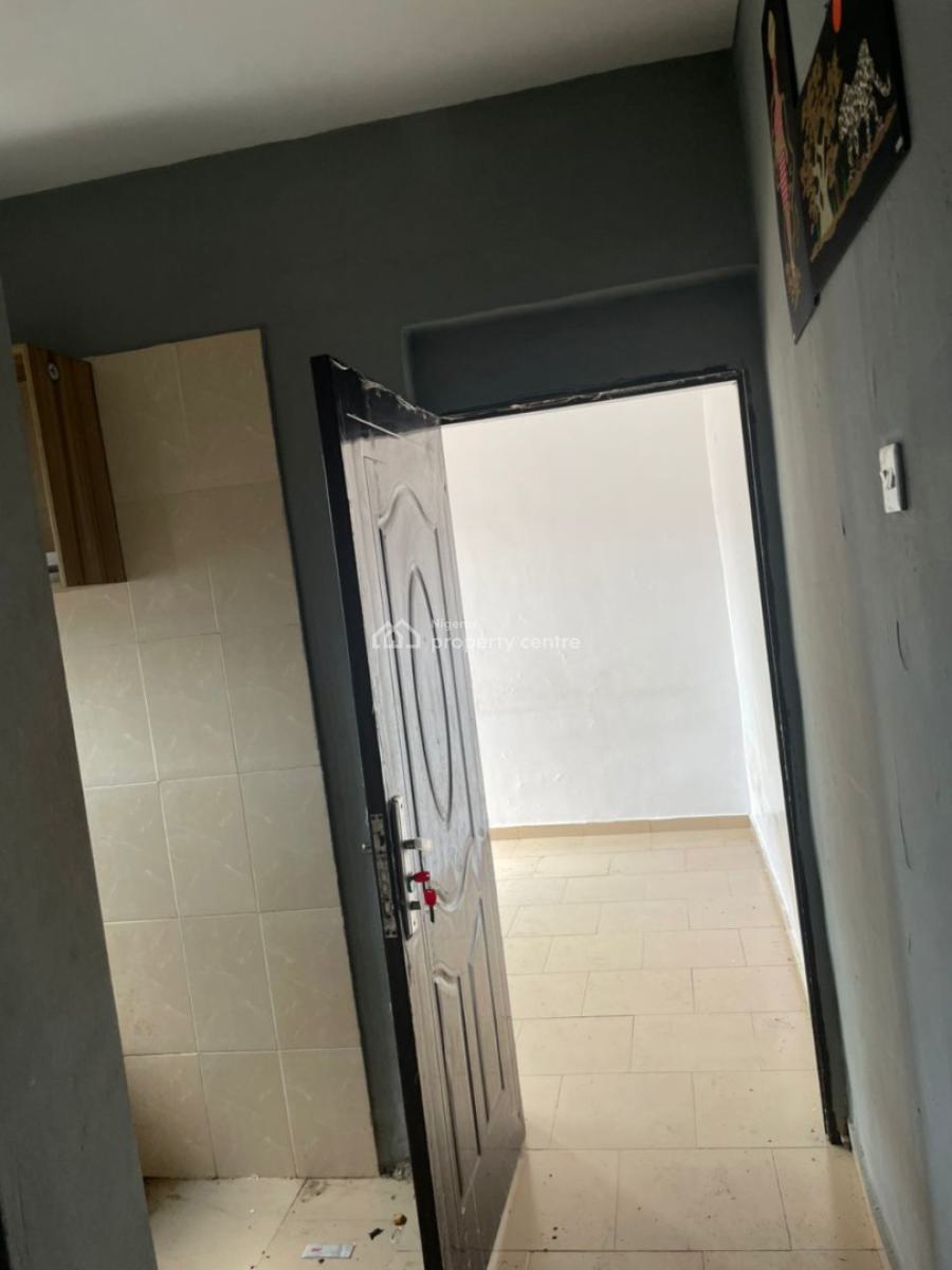 a Modern  Mini Flat, Alapere, Ketu, Lagos, Mini Flat (room and Parlour) for Rent