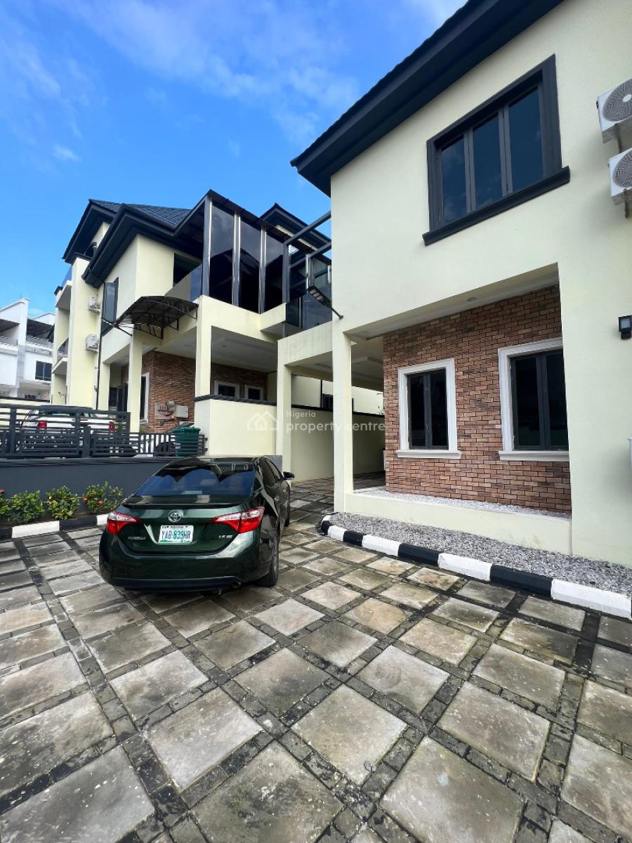 Brand New 5 Bedrooms Semi Detached Duplex Available, Guzape District, Abuja, Semi-detached Duplex for Rent
