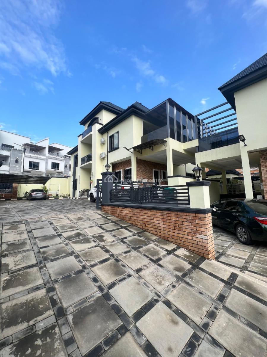 Brand New 5 Bedrooms Semi Detached Duplex Available, Guzape District, Abuja, Semi-detached Duplex for Rent
