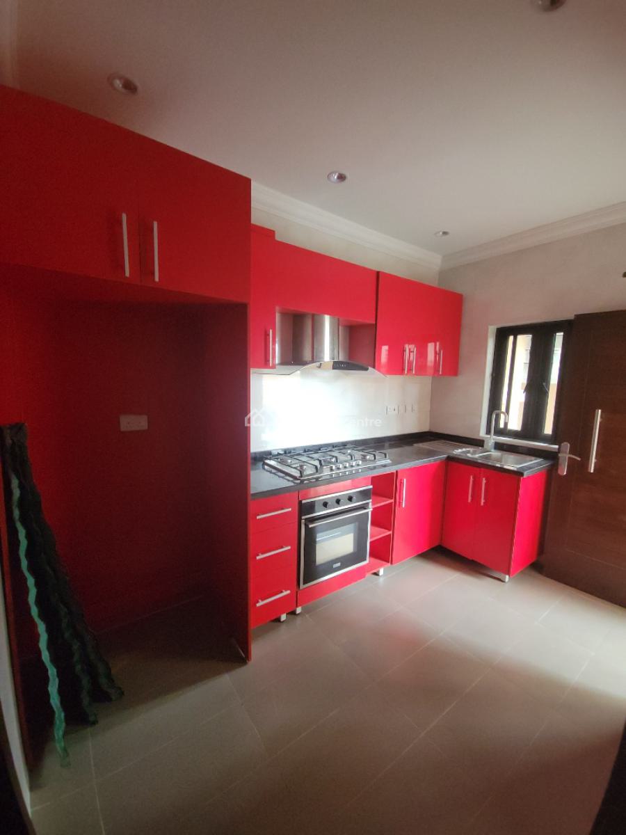 3 Bedroom Flat, Lekki Phase 1, Lekki, Lagos, Flat / Apartment for Rent
