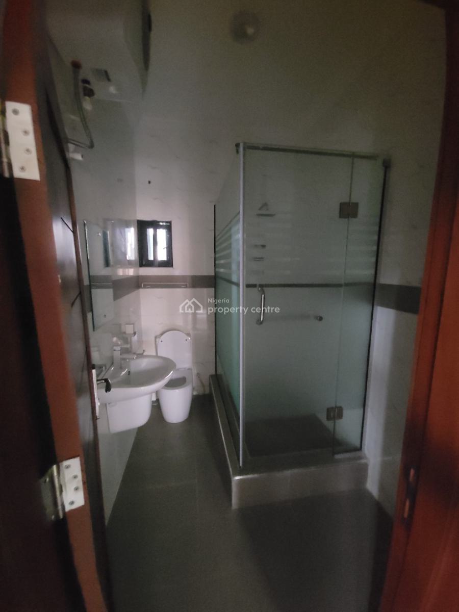 3 Bedroom Flat, Lekki Phase 1, Lekki, Lagos, Flat / Apartment for Rent