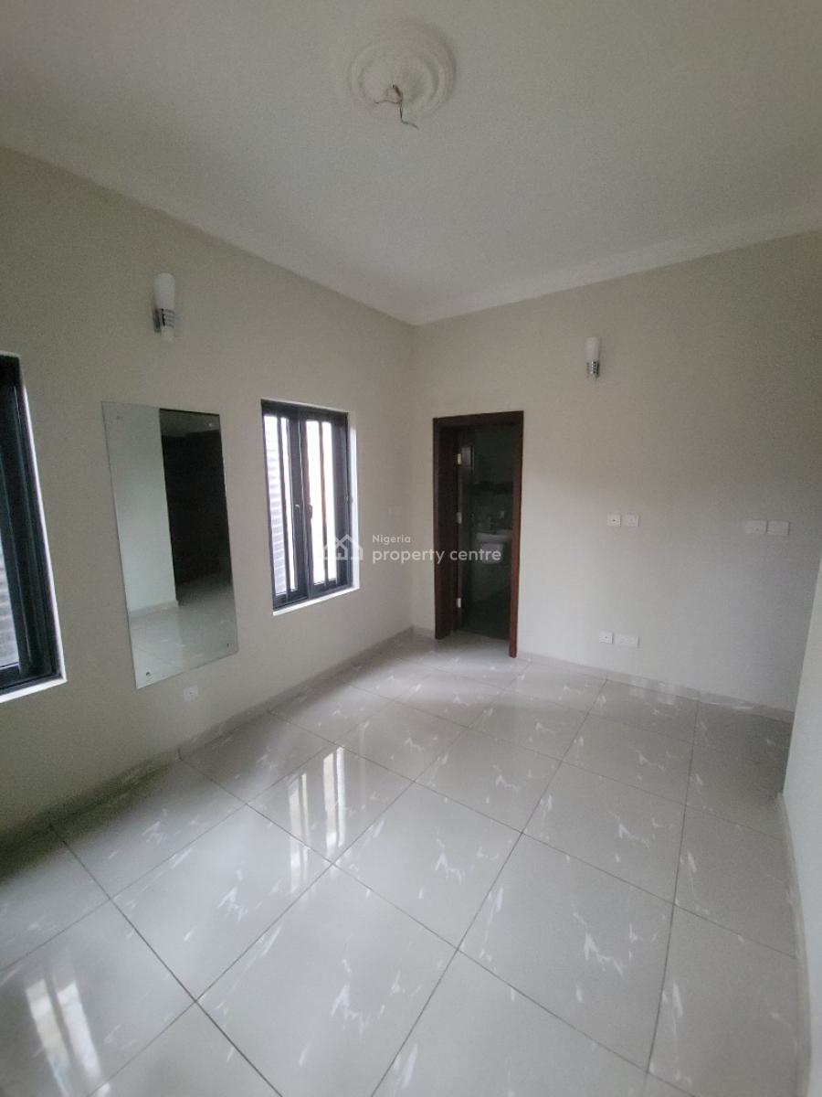3 Bedroom Flat, Lekki Phase 1, Lekki, Lagos, Flat / Apartment for Rent