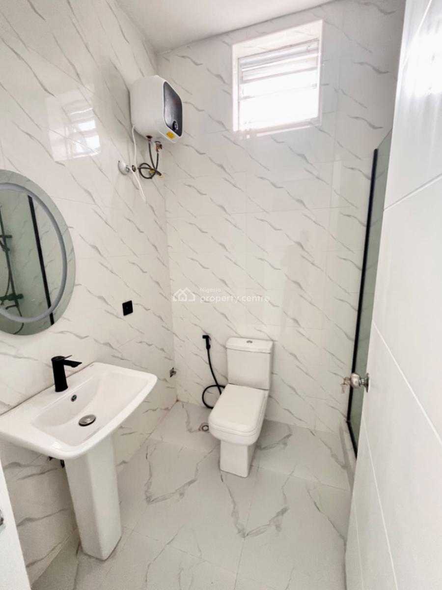 5 Bedroom Fully Detached with Bq, & Swimming Pool, Ikota, Lekki, Lagos, Detached Duplex for Sale