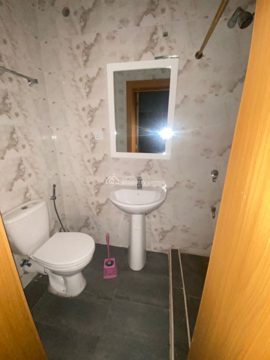 Serviced 2 Bedroom Flat in a Very Secured Estate, Agungi, Lekki, Lagos, Flat / Apartment for Rent