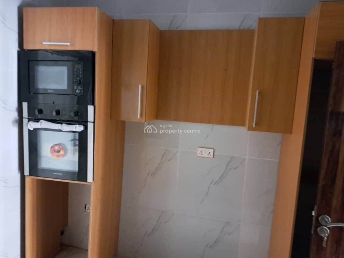 Luxury 5 Bedrooms, Osapa London, Lekki, Lagos, Commercial Property for Rent