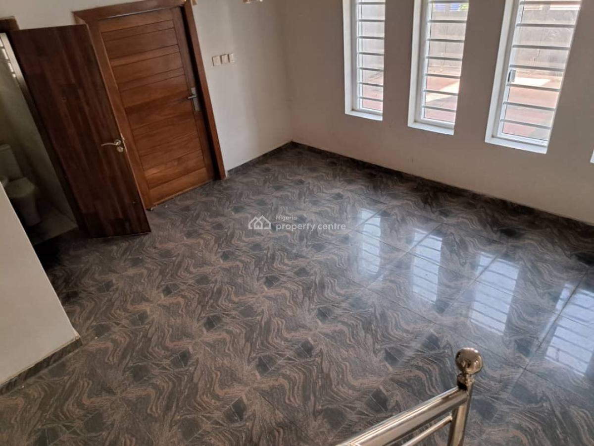 Luxury 5 Bedrooms, Osapa London, Lekki, Lagos, Commercial Property for Rent