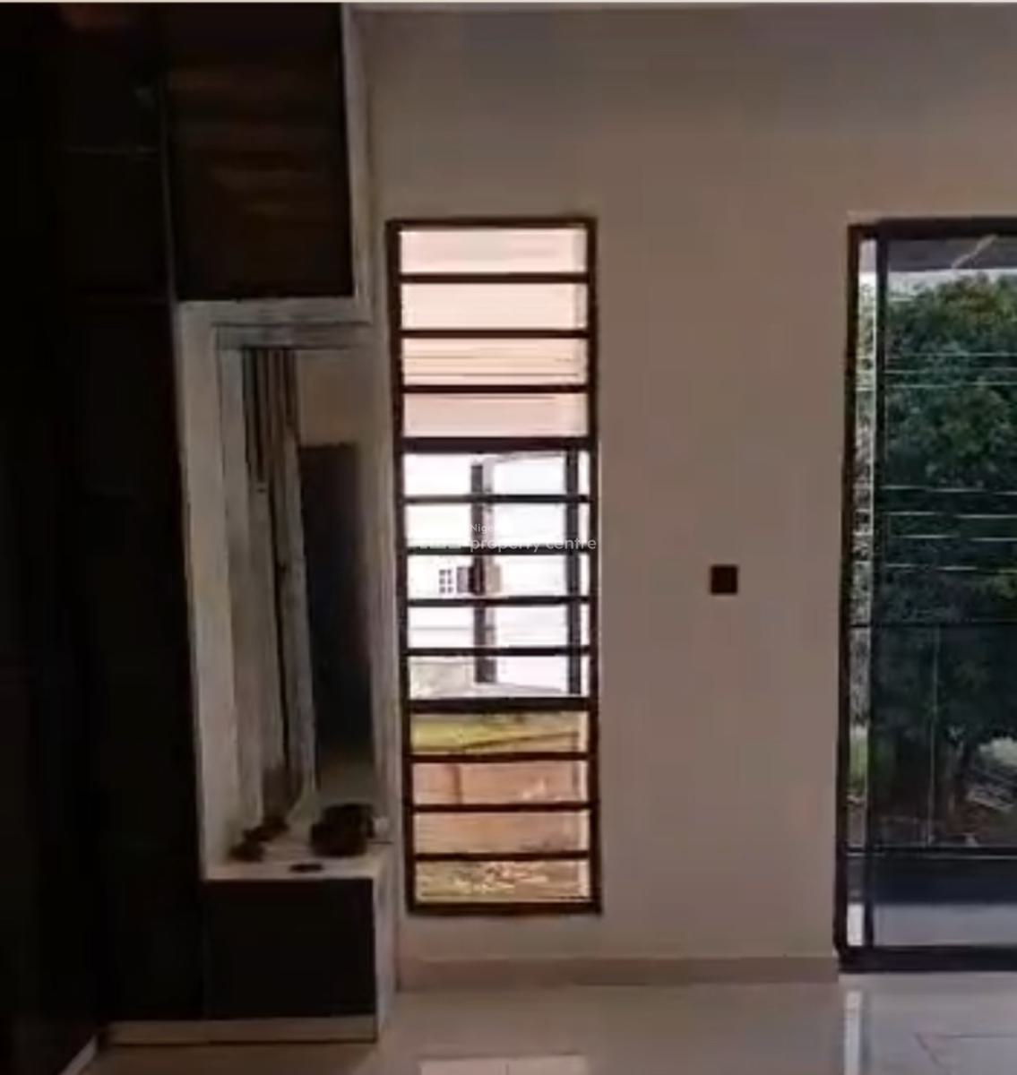 a Luxurious 5 Bedroom Semi Detached Duplex, Lekki Phase 2, Lekki, Lagos, Semi-detached Duplex for Sale