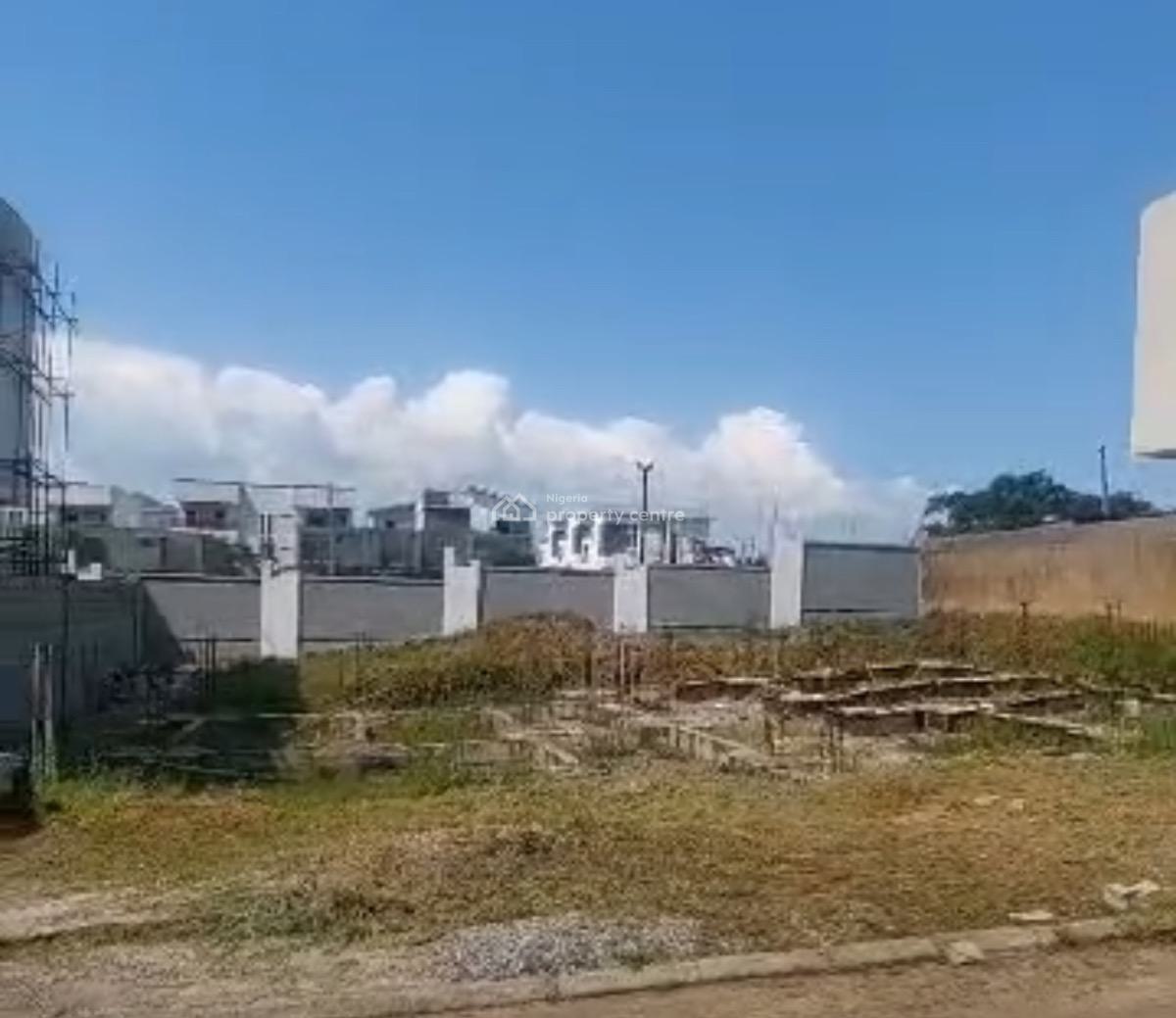 a  600sqm Plot of Land  Sam, Life Camp, Abuja, Land for Sale