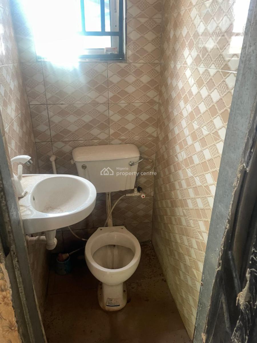 Spacious 1 Bedroom Flat, Fatima Estate, Mararaba, Abuja, Flat / Apartment for Rent