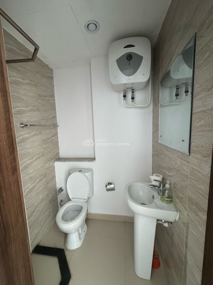 Well Maintained, Two (2) Bedroom Apartments, Lekki Right Hand Side, Lekki Phase 1, Lekki, Lagos, Flat / Apartment for Rent