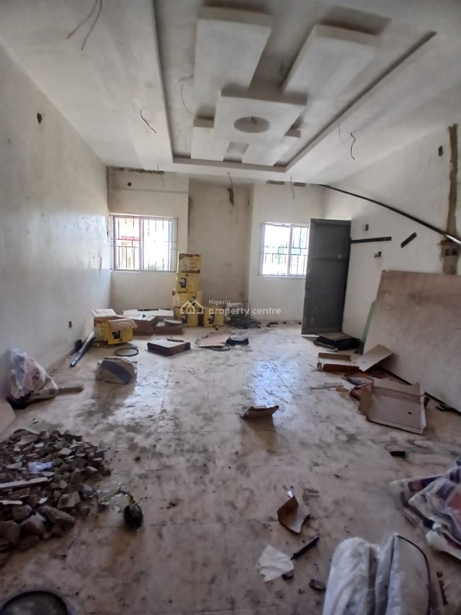 Newly Renovated 3 Bedrooms Flat, Garki, Abuja, Flat / Apartment for Rent