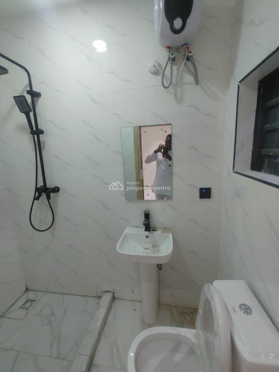 Newly Built Spacious Luxury 3 Bedroom Flat Apartment, Sangotedo Ajah Lagos, Sangotedo, Ajah, Lagos, Flat / Apartment for Sale