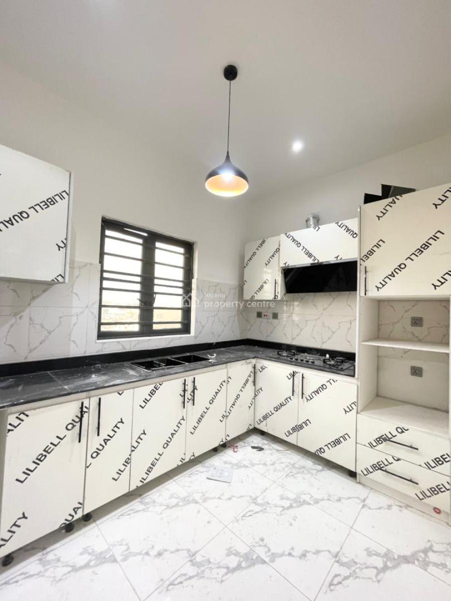 Luxury 2bedroom Apartment, 2nd Tollgate, Lekki, Lagos, Flat / Apartment for Sale