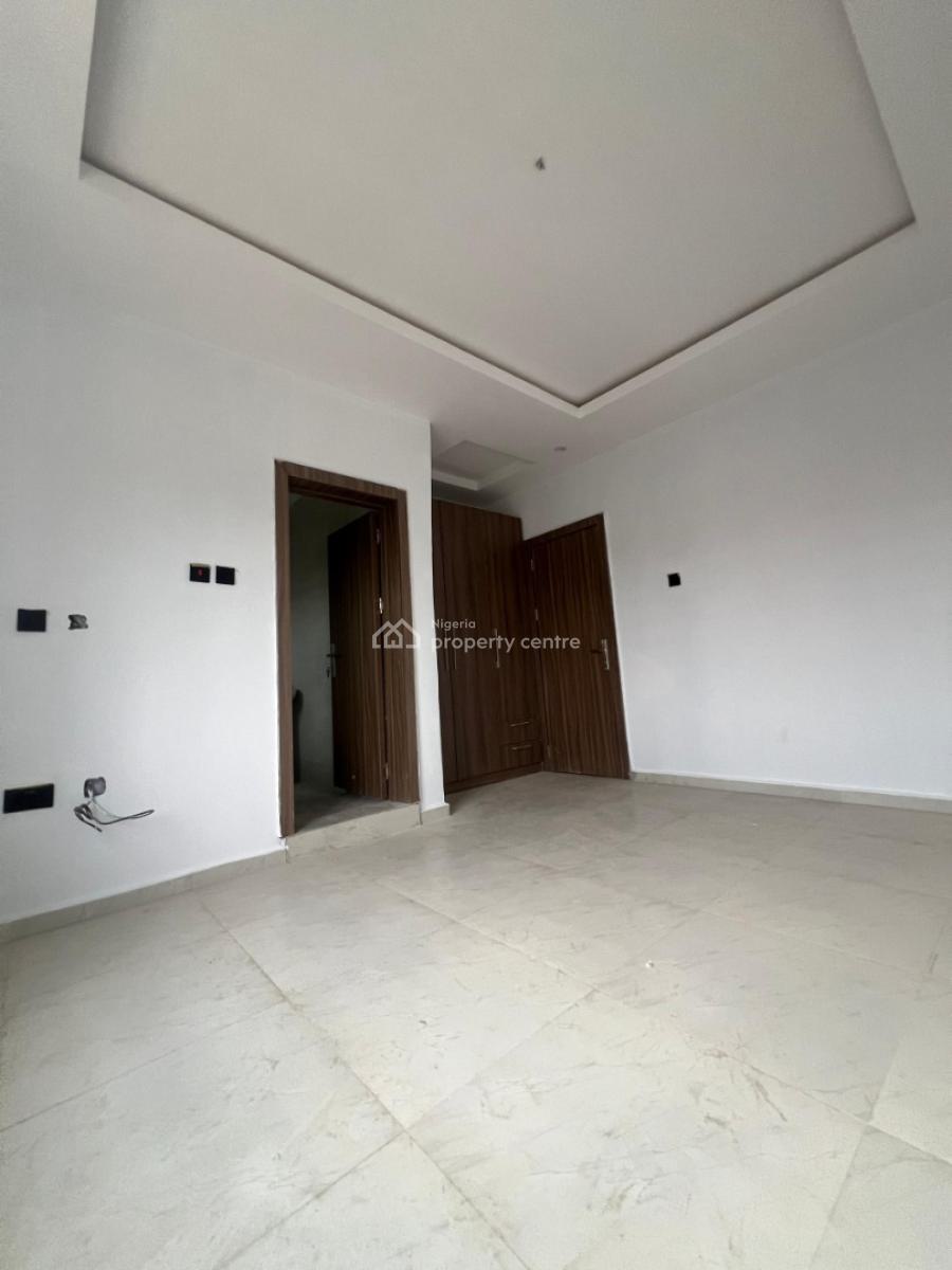 4 Bedroom Terrace Duplex with Bq, 10 Minutes Drive to The Airport, Akowonjo, Alimosho, Lagos, Terraced Duplex for Sale