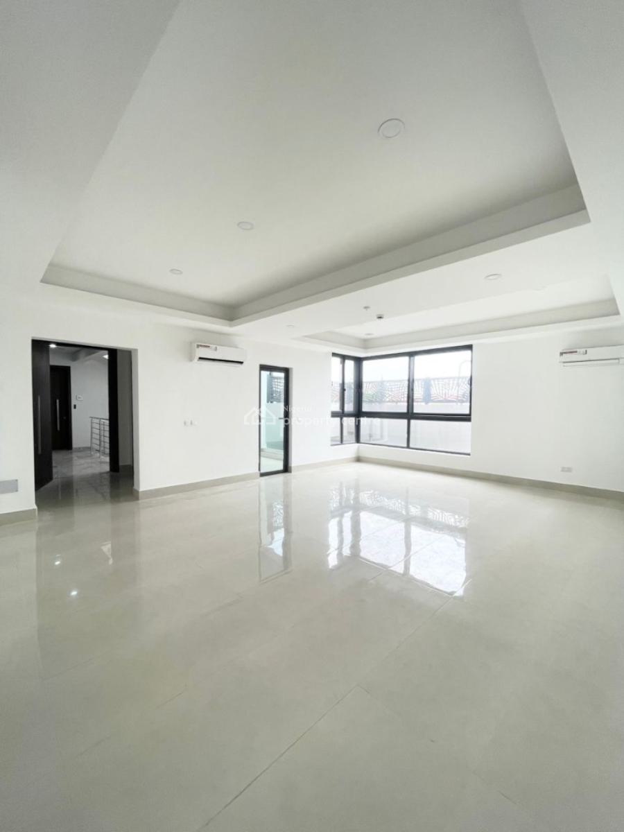 Luxury 3 Bedrooms Apartment, Lekki Phase 1, Lekki, Lagos, Flat / Apartment for Sale