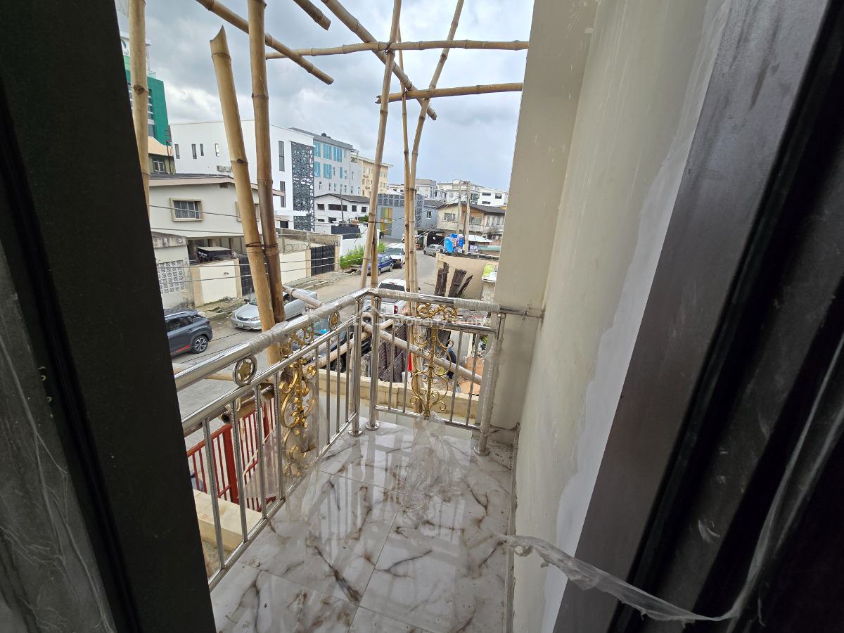 Brand New 2 Bedroom with Inverters, S.w Ikoyi Off Ribadu, Ikoyi, Lagos, Flat / Apartment for Rent