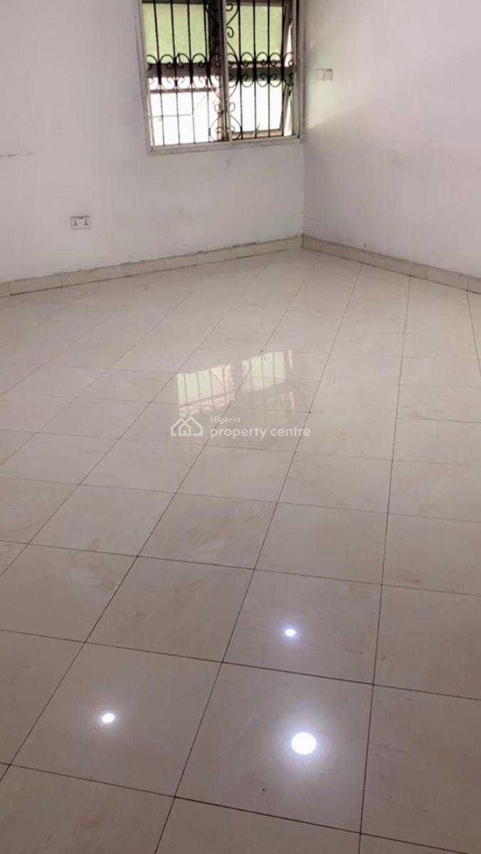 Neatly Serviced 1-bedroom Penthouse Miniflat, Lekki Phase 1, Lekki, Lagos, Mini Flat (room and Parlour) for Rent