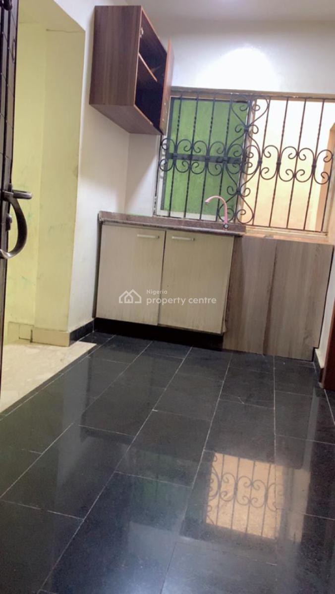Neatly Serviced 1-bedroom Penthouse Miniflat, Lekki Phase 1, Lekki, Lagos, Mini Flat (room and Parlour) for Rent