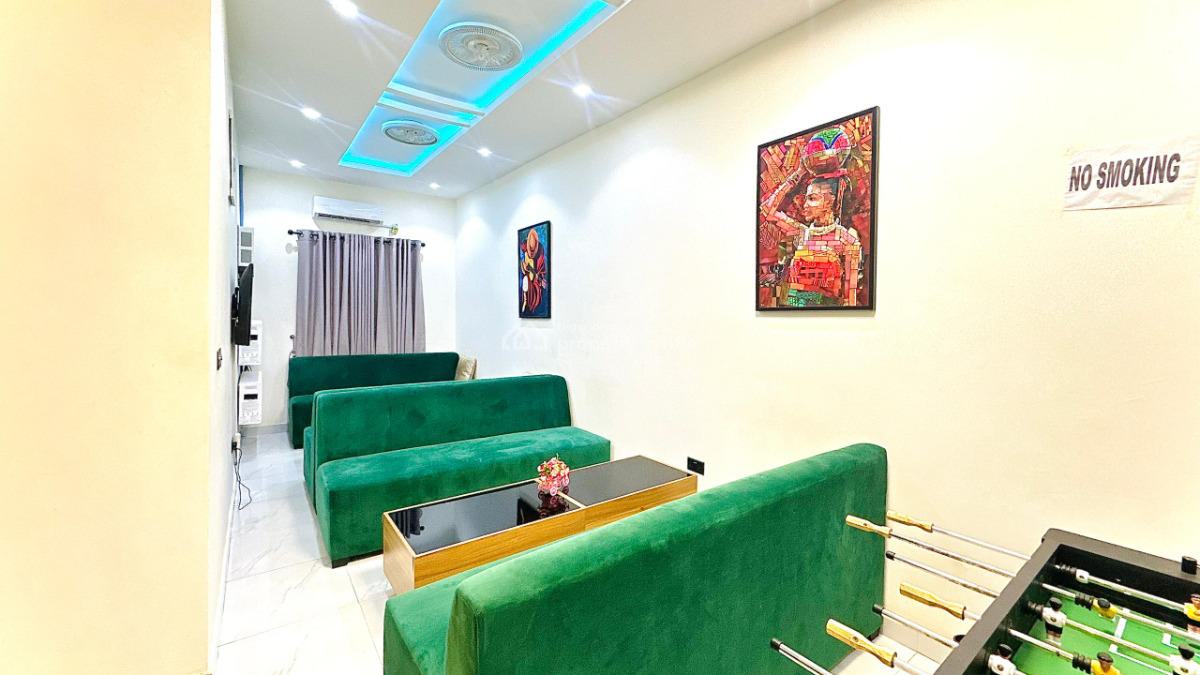 Luxury 3 Bedroom Apartment, Abesan Estate, Ipaja, Lagos, Flat / Apartment Short Let