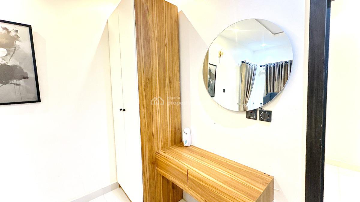 Luxury 3 Bedroom Apartment, Abesan Estate, Ipaja, Lagos, Flat / Apartment Short Let