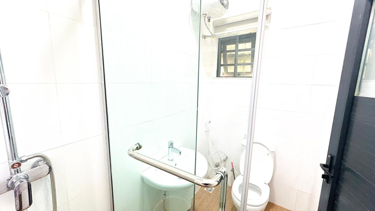 Luxury 3 Bedroom Apartment, Abesan Estate, Ipaja, Lagos, Flat / Apartment Short Let