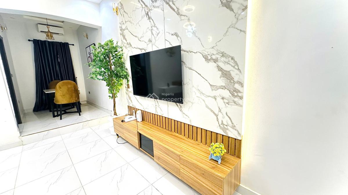 Luxury 3 Bedroom Apartment, Abesan Estate, Ipaja, Lagos, Flat / Apartment Short Let