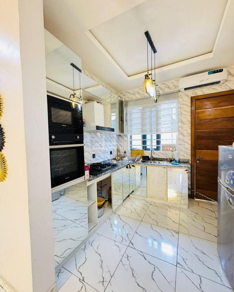 Spacious 2-bedroom Apartment, Orchid Road, Lekki, Lagos, Flat / Apartment for Sale