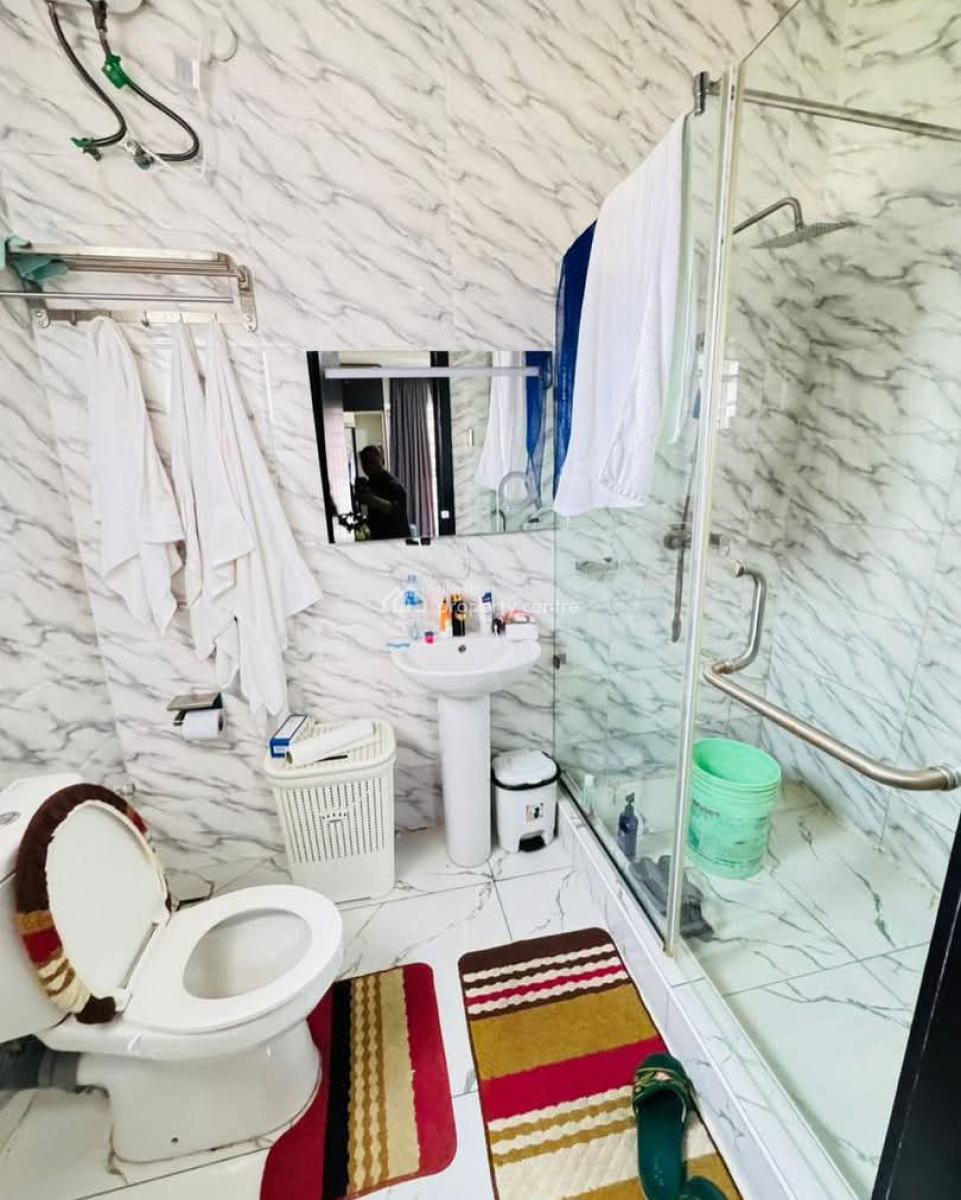 Spacious 2-bedroom Apartment, Orchid Road, Lekki, Lagos, Flat / Apartment for Sale