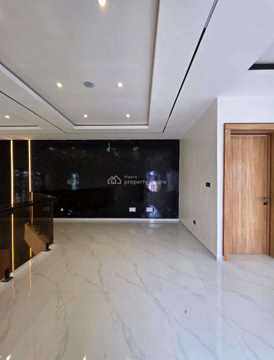 Spacious 5 Bedroom Detaced Duplex with Bq and Rooftop Terrace, Chevron, Lekki, Lagos, Detached Duplex for Sale