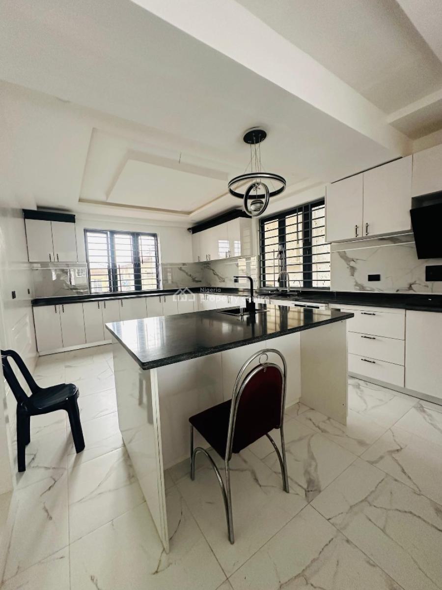 5 Bedrooms Fully Detached Plus Bq, Omole Phase 1, Ikeja, Lagos, Detached Duplex for Sale