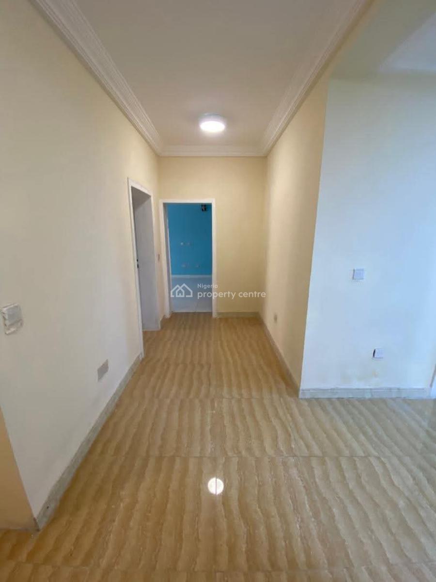 Spacious 4 Bedrooms Semi Detached Duplex, Lekki Phase 1, Lekki, Lagos, Office Space for Rent