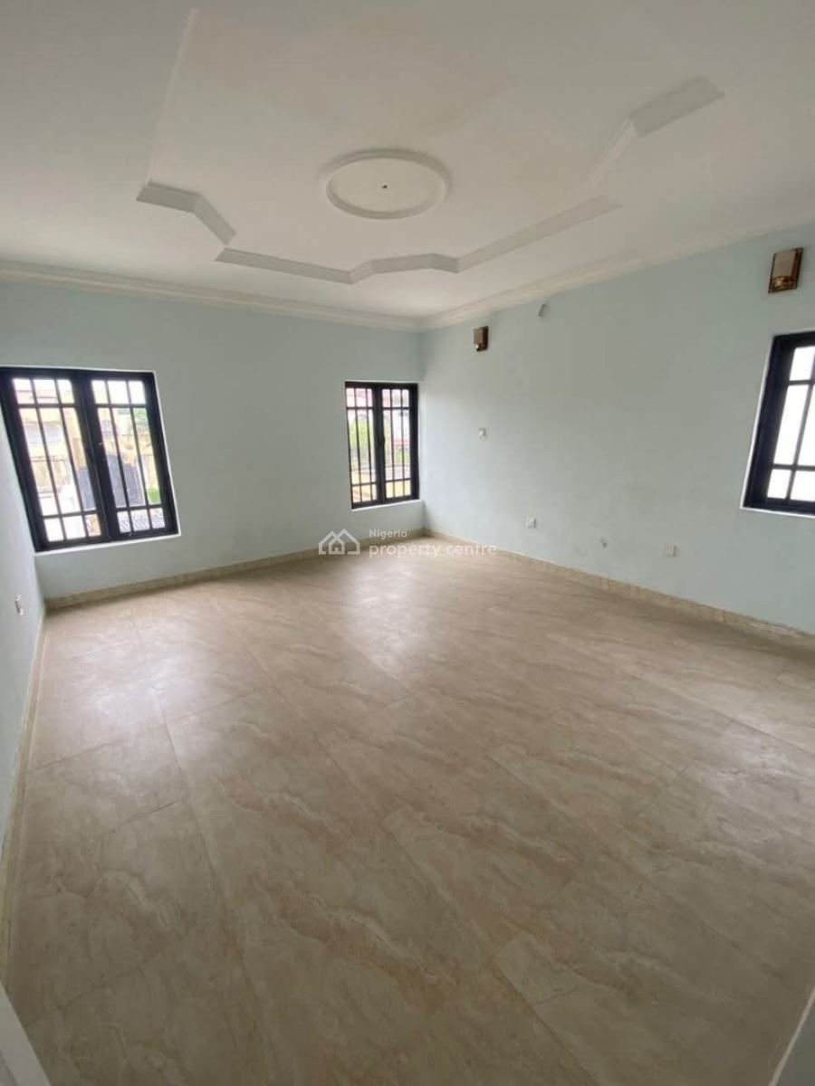 Spacious 4 Bedrooms Semi Detached Duplex, Lekki Phase 1, Lekki, Lagos, Office Space for Rent
