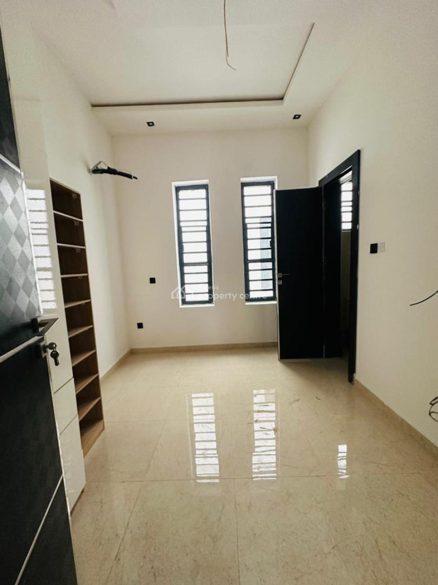 Elegant 5  Bedroom Fully Detached Duplex with a Room Bq, Omole Phase 2, Ikeja, Lagos, Detached Duplex for Sale