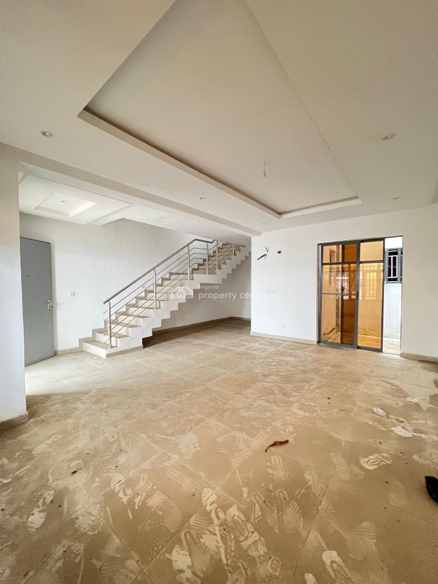 Well Finished 4 Terraced Duplex with Bq in a Serene Environment, Chevron, Lekki, Lagos, Terraced Duplex for Sale