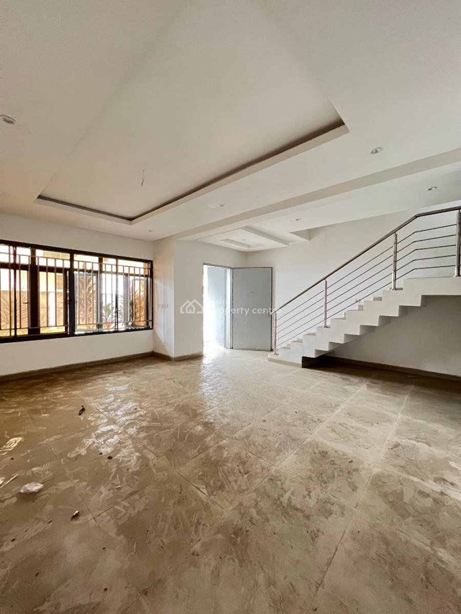 Well Finished 4 Terraced Duplex with Bq in a Serene Environment, Chevron, Lekki, Lagos, Terraced Duplex for Sale