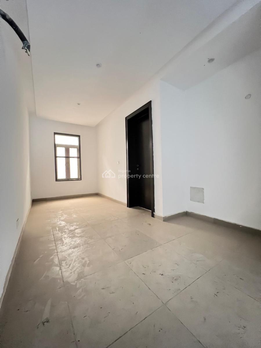 Well Finished 4 Terraced Duplex with Bq in a Serene Environment, Chevron, Lekki, Lagos, Terraced Duplex for Sale